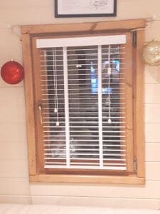 Ashbourne Venetian Blinds