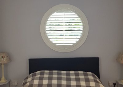 circular bedroom shutter