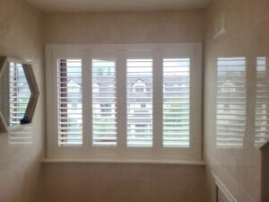 Bathroom 63mm Louvre