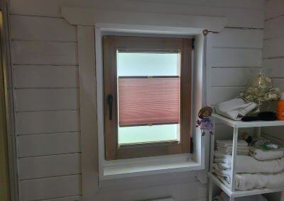 Bathroom Pleated Blinds in Log Cabin