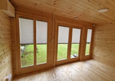 Pleated Blinds Open Log Cabin
