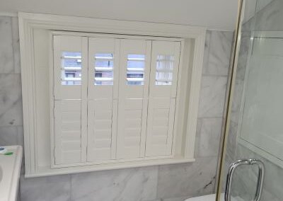 Bathroom Half Open Half Closed