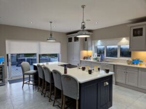 Motorized White Rollers