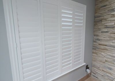 Side angel of the shutter